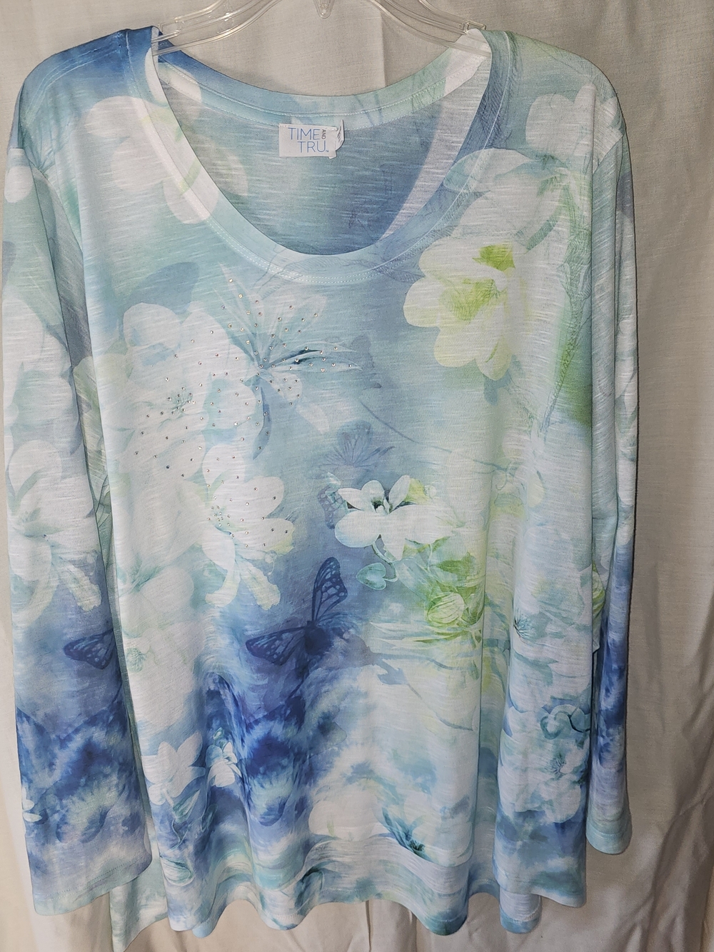 Time and Tru Blue Floral Long Sleeve Blouse